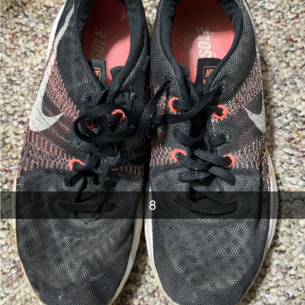 Nike Women's Black and Coral Athletic Shoes